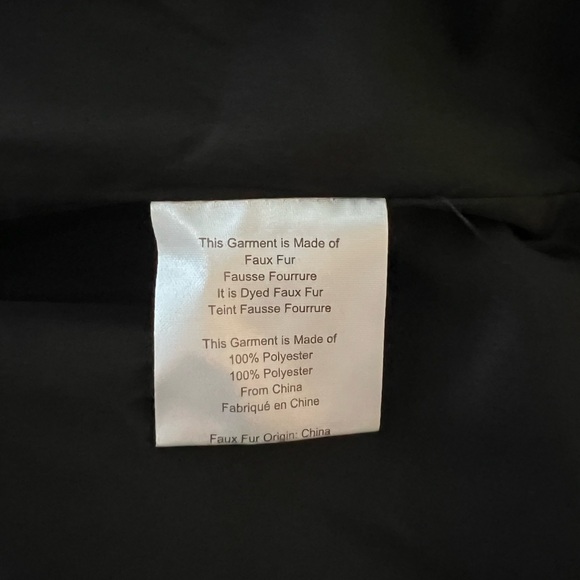 Women’s Cropped Black Faux Fur Jacket - Picture 4 of 5